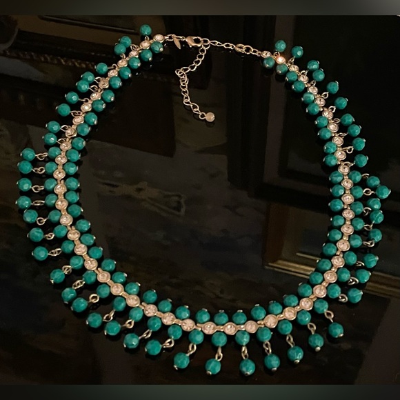 Gorgeous Vintage Avon Dramatic
Statement Necklace Choker with Crystals Signed - Picture 5 of 15